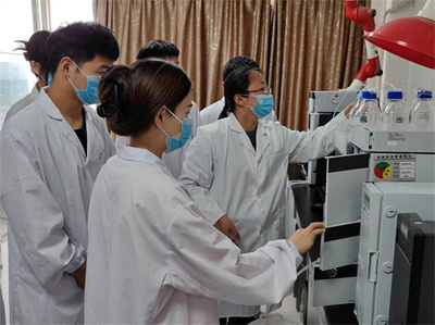 河南質量工程職業學院食品檢測中心 以技術研發與試驗創新，為地方經濟社會高質量發展注入新動能